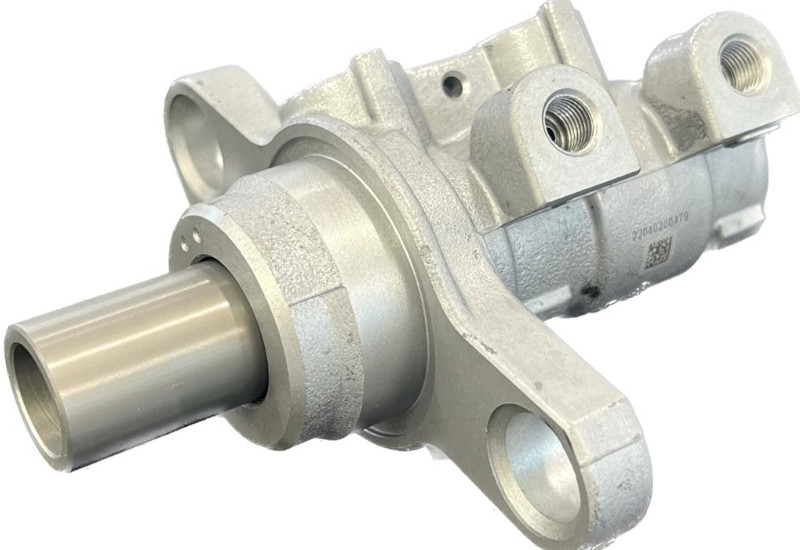 Cilindro Mestre de Freio Principal: TRACKER 2016 2015 2014